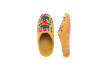 Secret Garden Slippers: Mustard / Extra Large