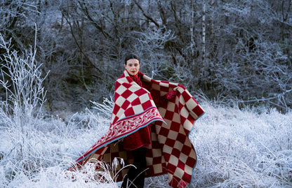 Oleana Blanket, 201-A Red