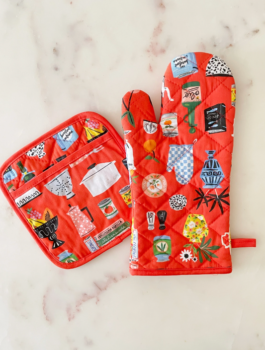 Idlewild Co. Kitchen Shelf Oven Mitt + Pot Holder Set