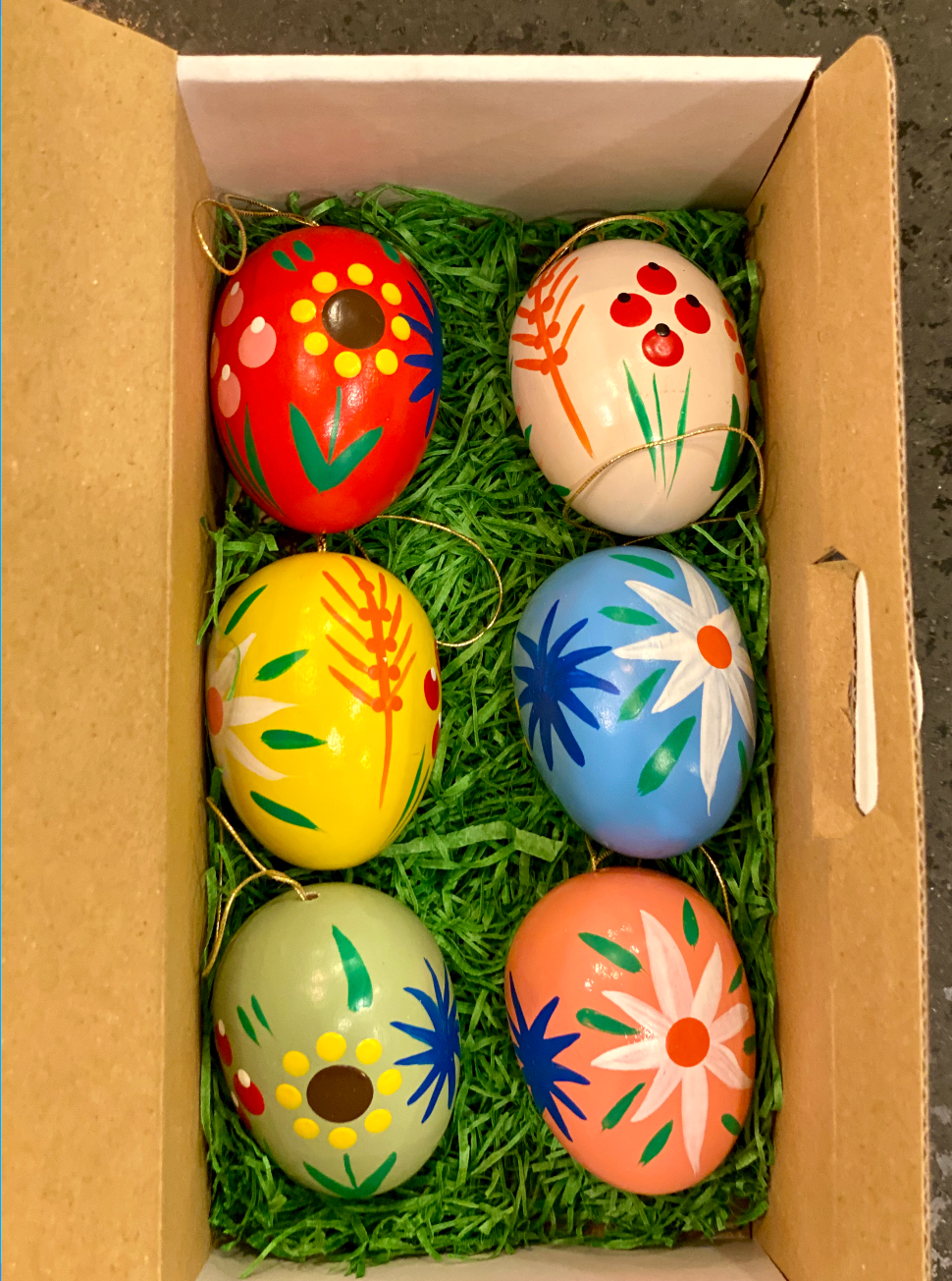 Dregeno German Easter wooden eggs (6) hanging with floral motifs (large)